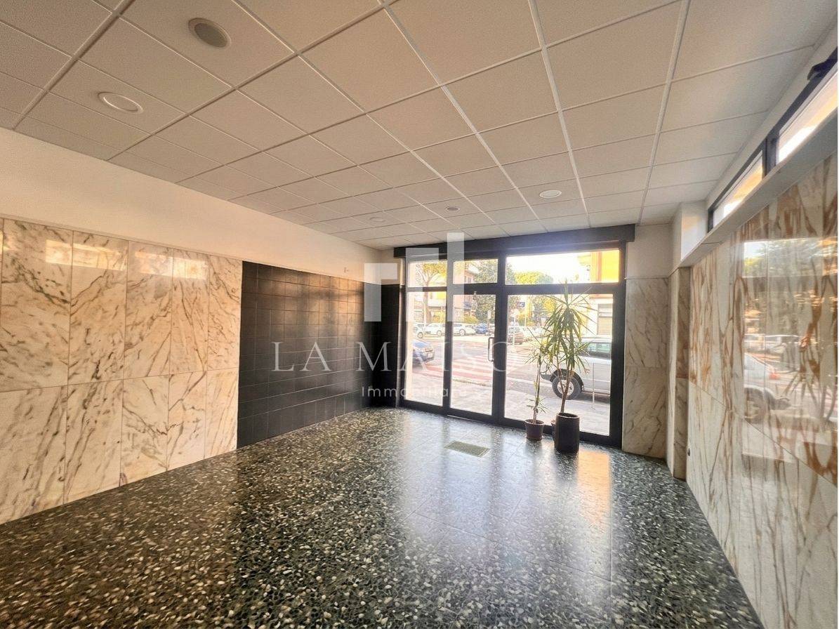 Locale commerciale in affitto a Campobasso, Semicentro