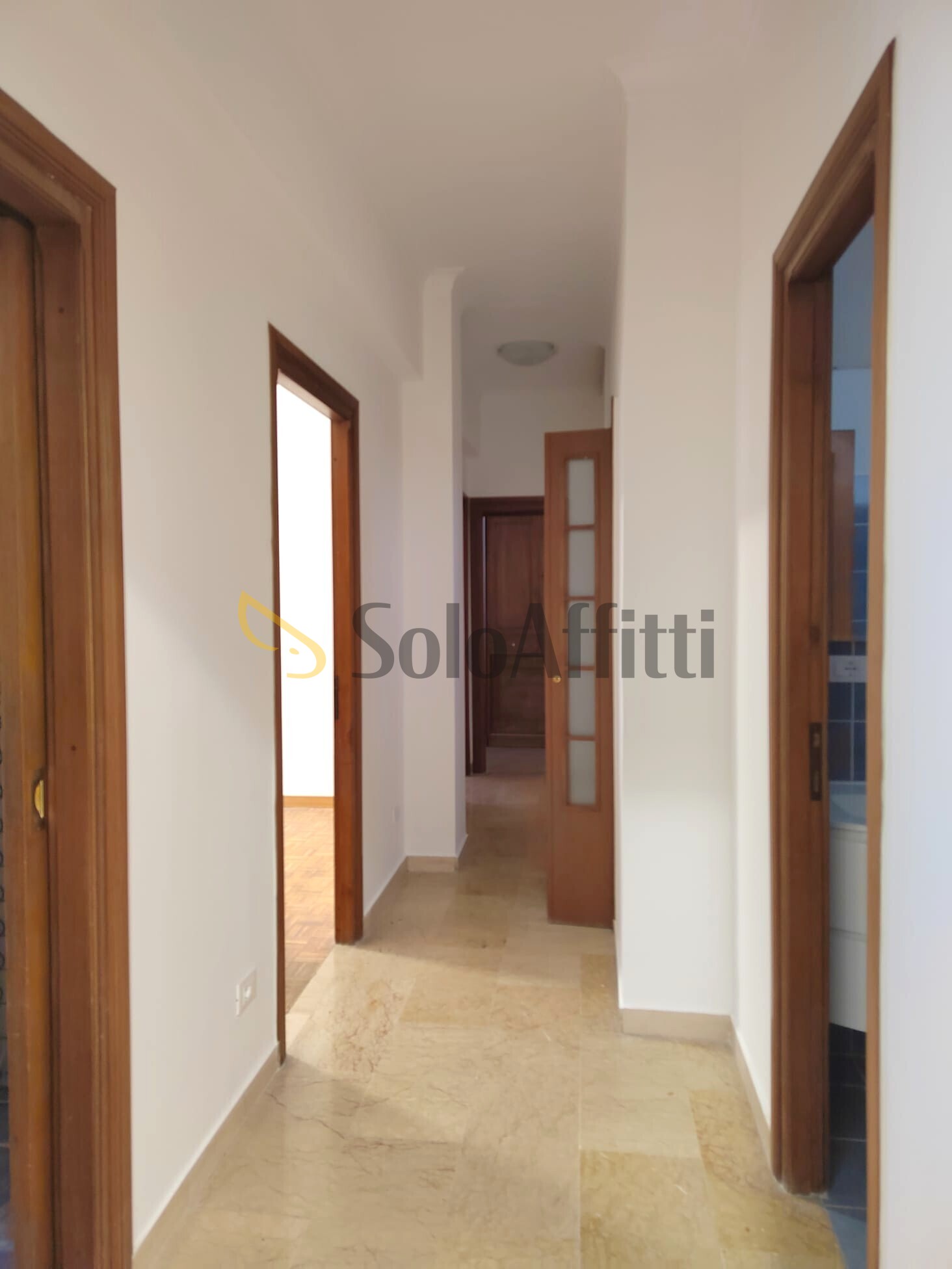 Trilocale ristrutturato in piazza biagio pace, Roma