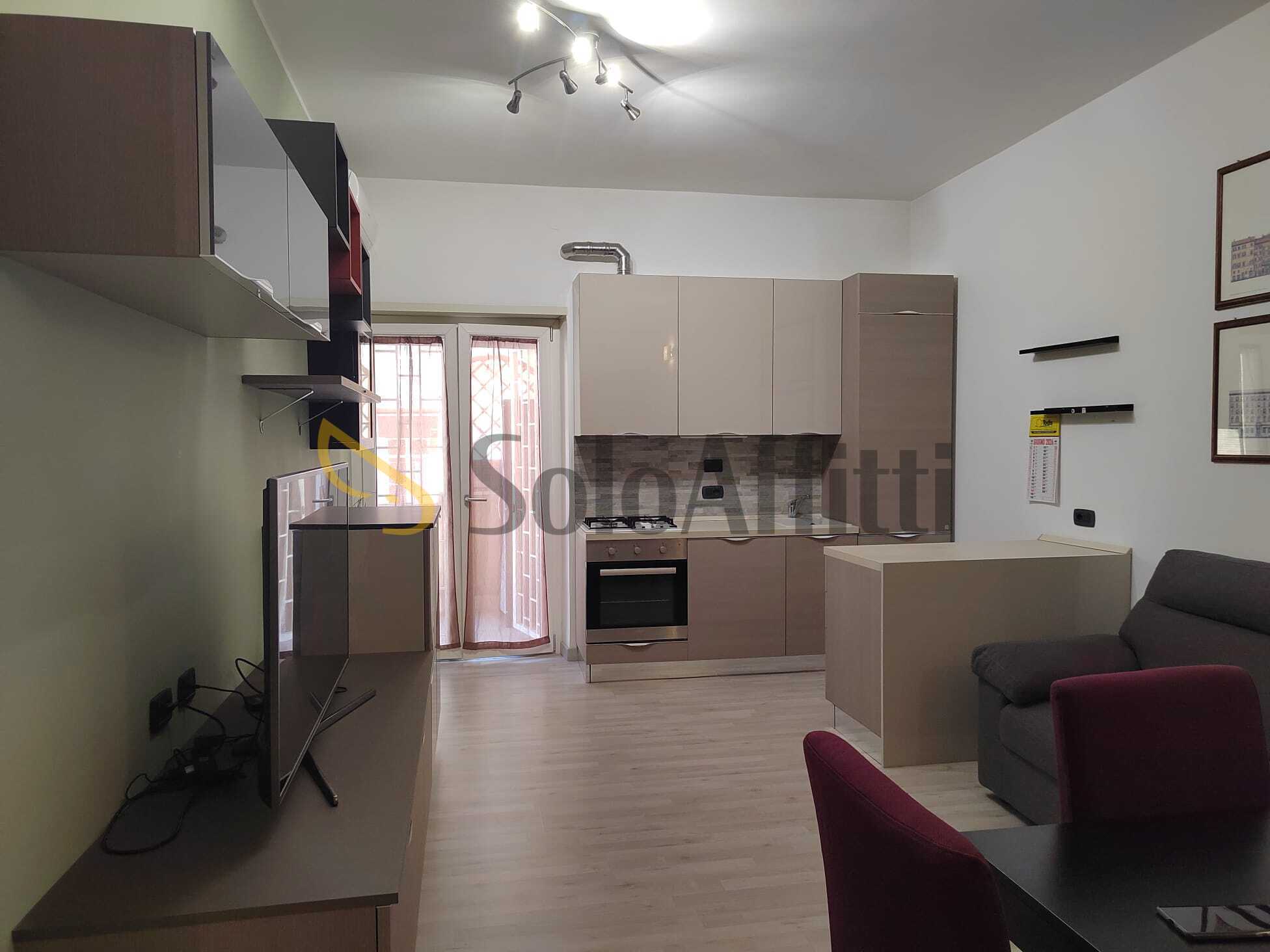 Trilocale in affitto in via giulia grisi, Roma