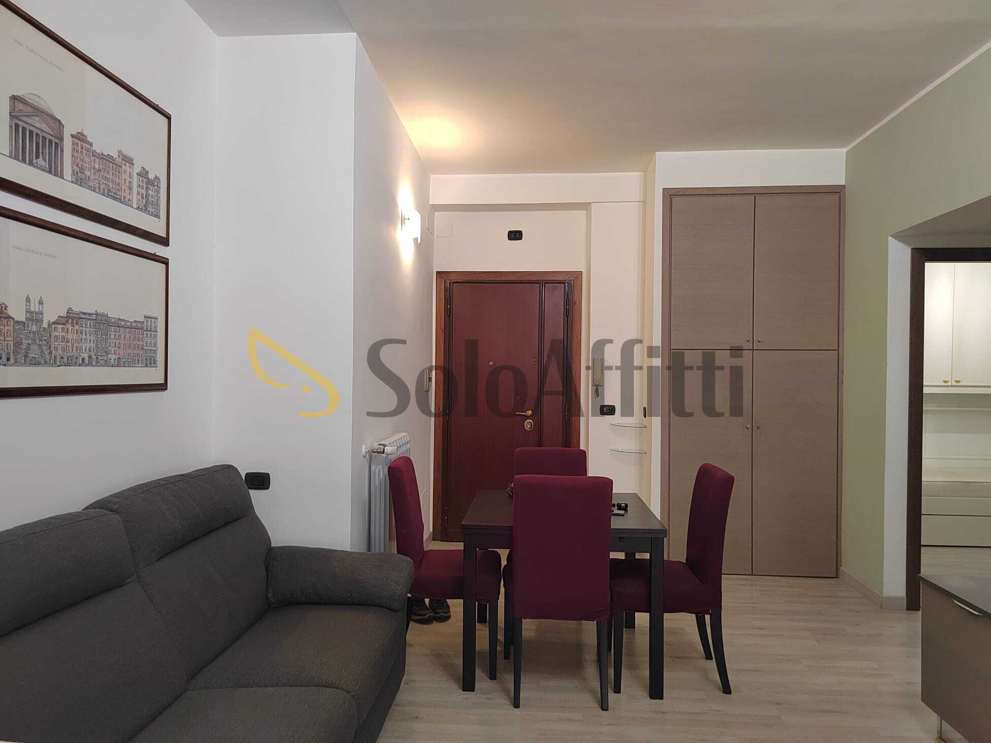 Trilocale in affitto in via giulia grisi, Roma