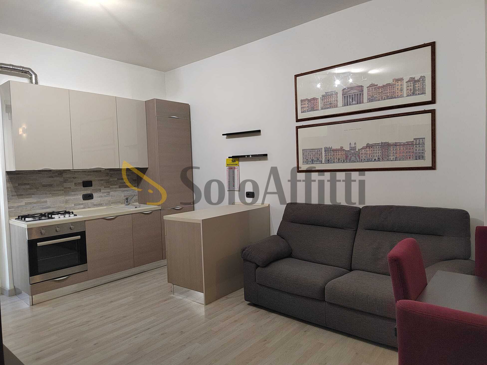 Trilocale in affitto in via giulia grisi, Roma