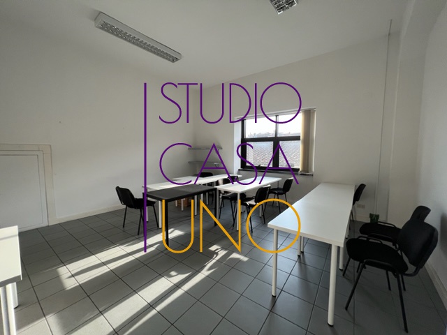 Studio/Ufficio in vendita a Montevarchi, Centro