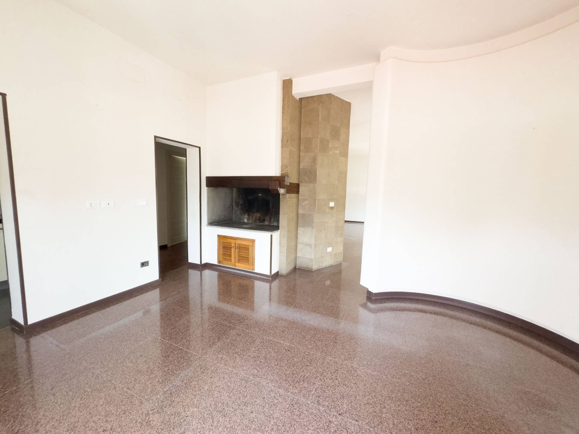 Appartamento in vendita a Terranuova Bracciolini, Centro