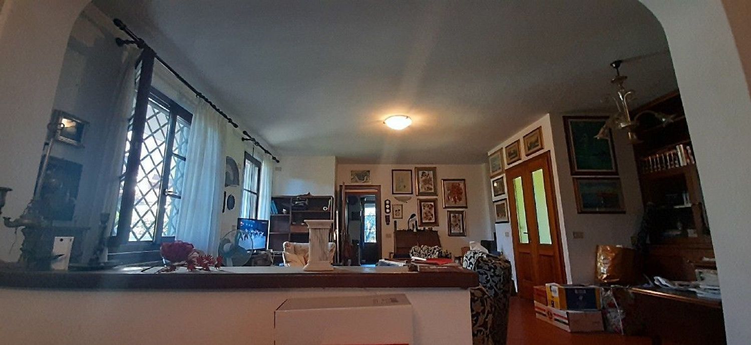 Villa con giardino a Camaiore