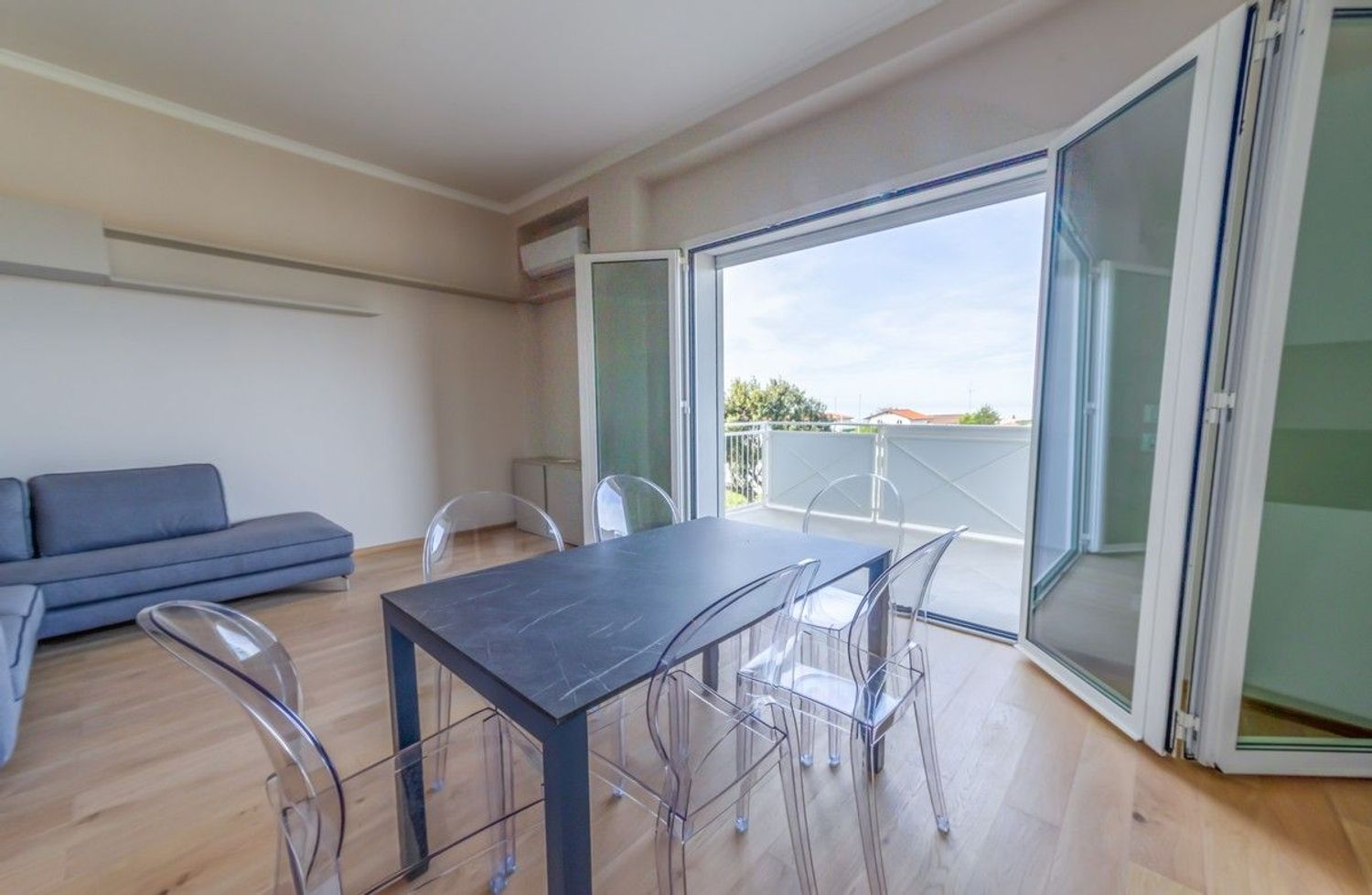 Appartamento con terrazzo a Pietrasanta