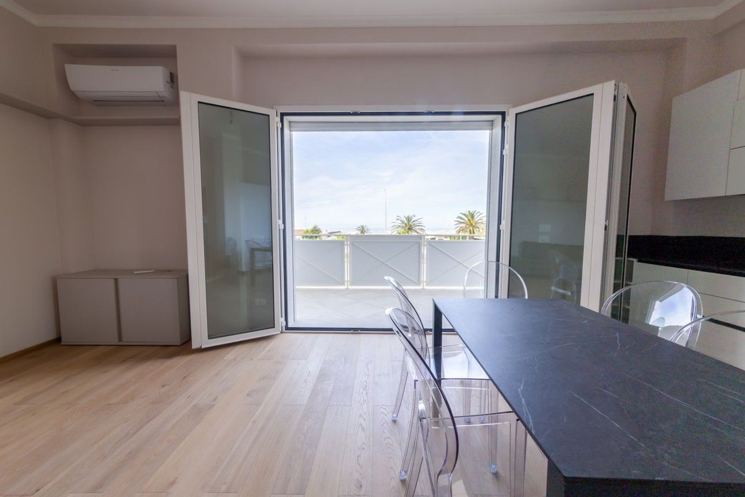 Appartamento con terrazzo a Pietrasanta