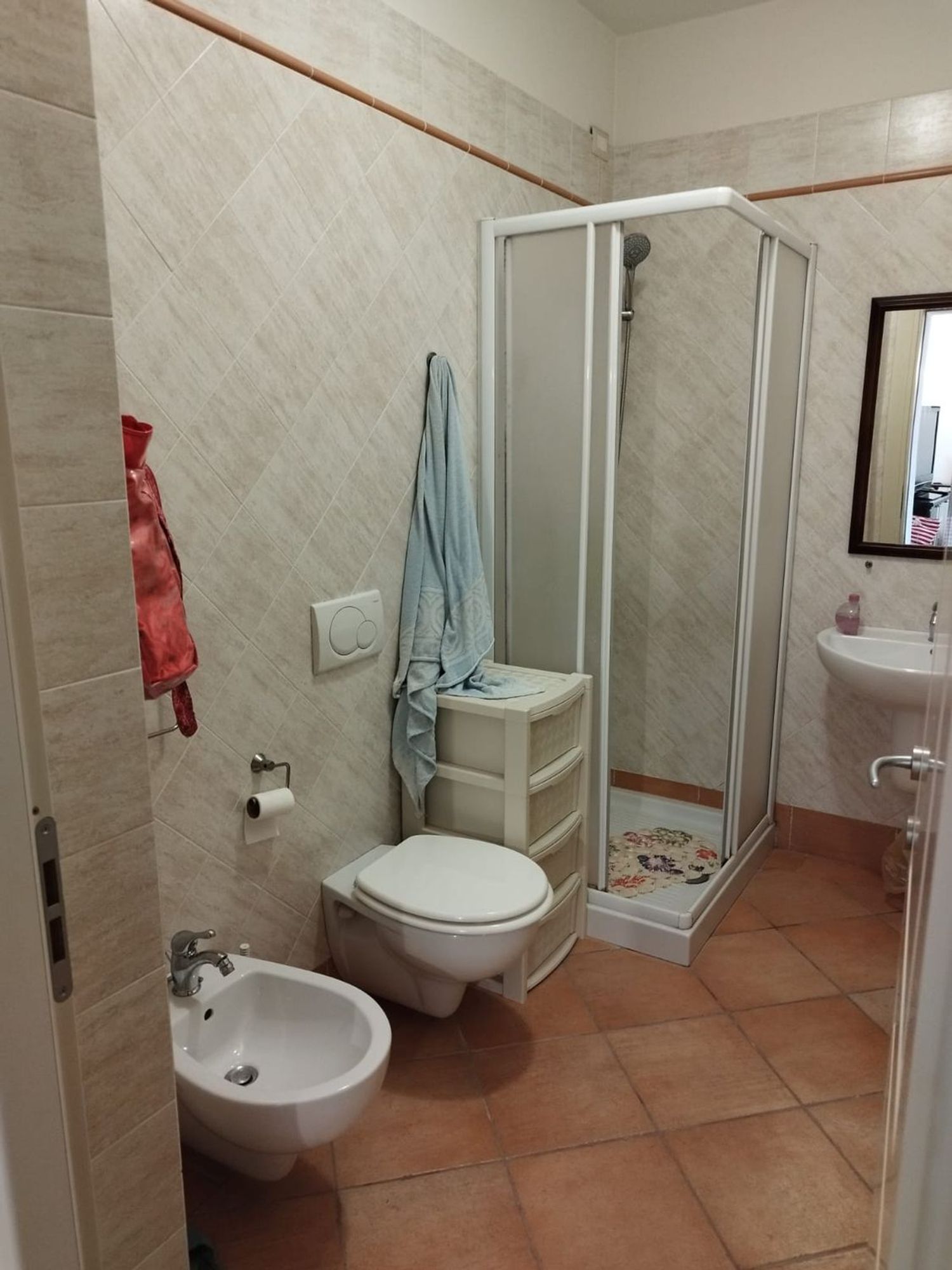 Trilocale arredato in affitto a Camaiore