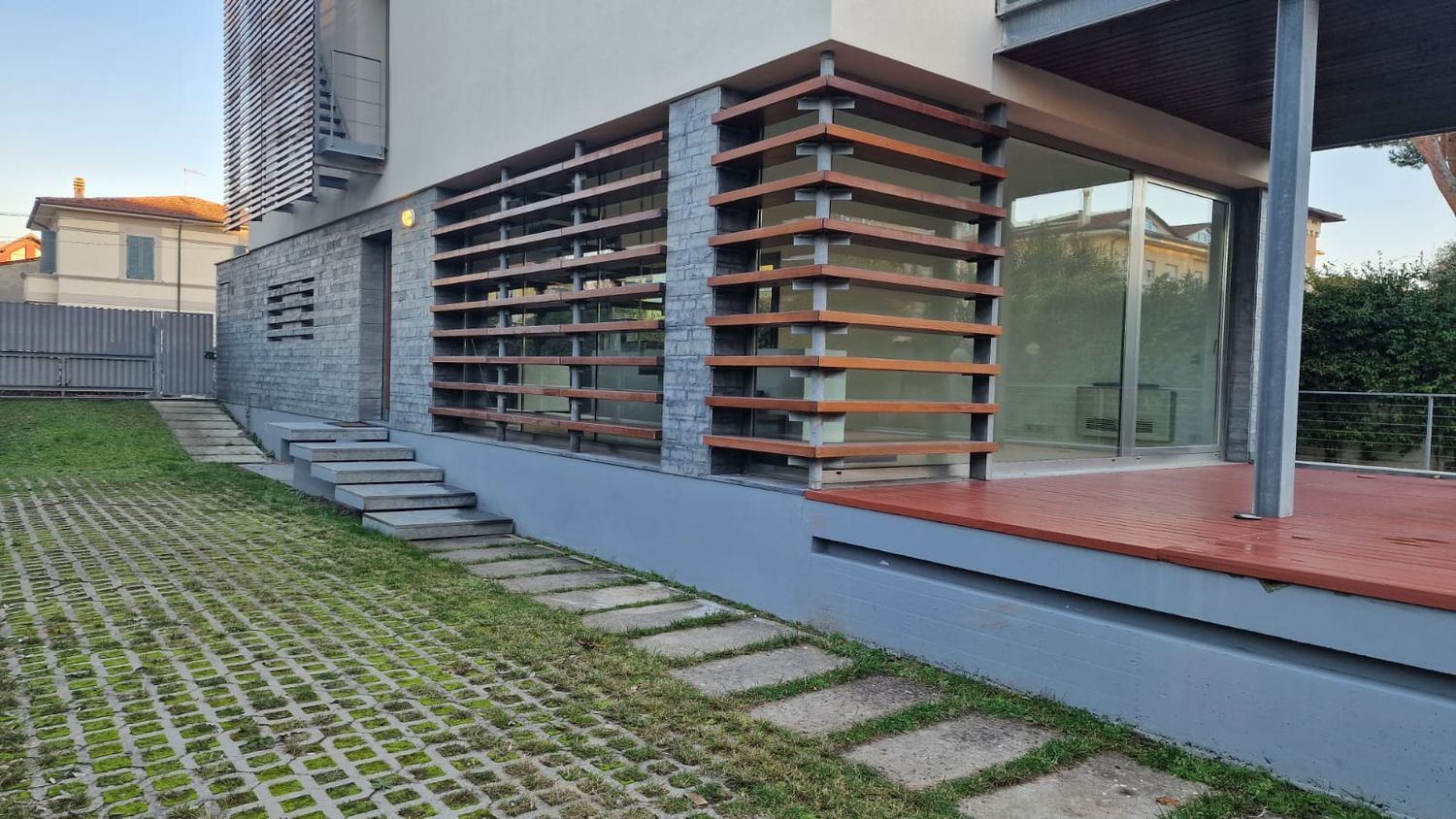 Villa con giardino a Camaiore