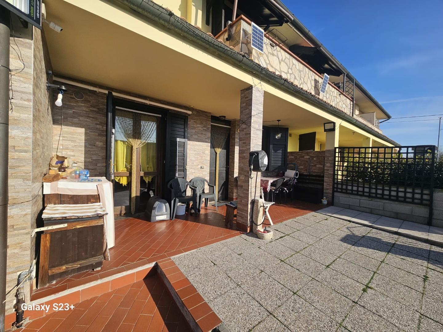 Quadrilocale con giardino a Pontedera