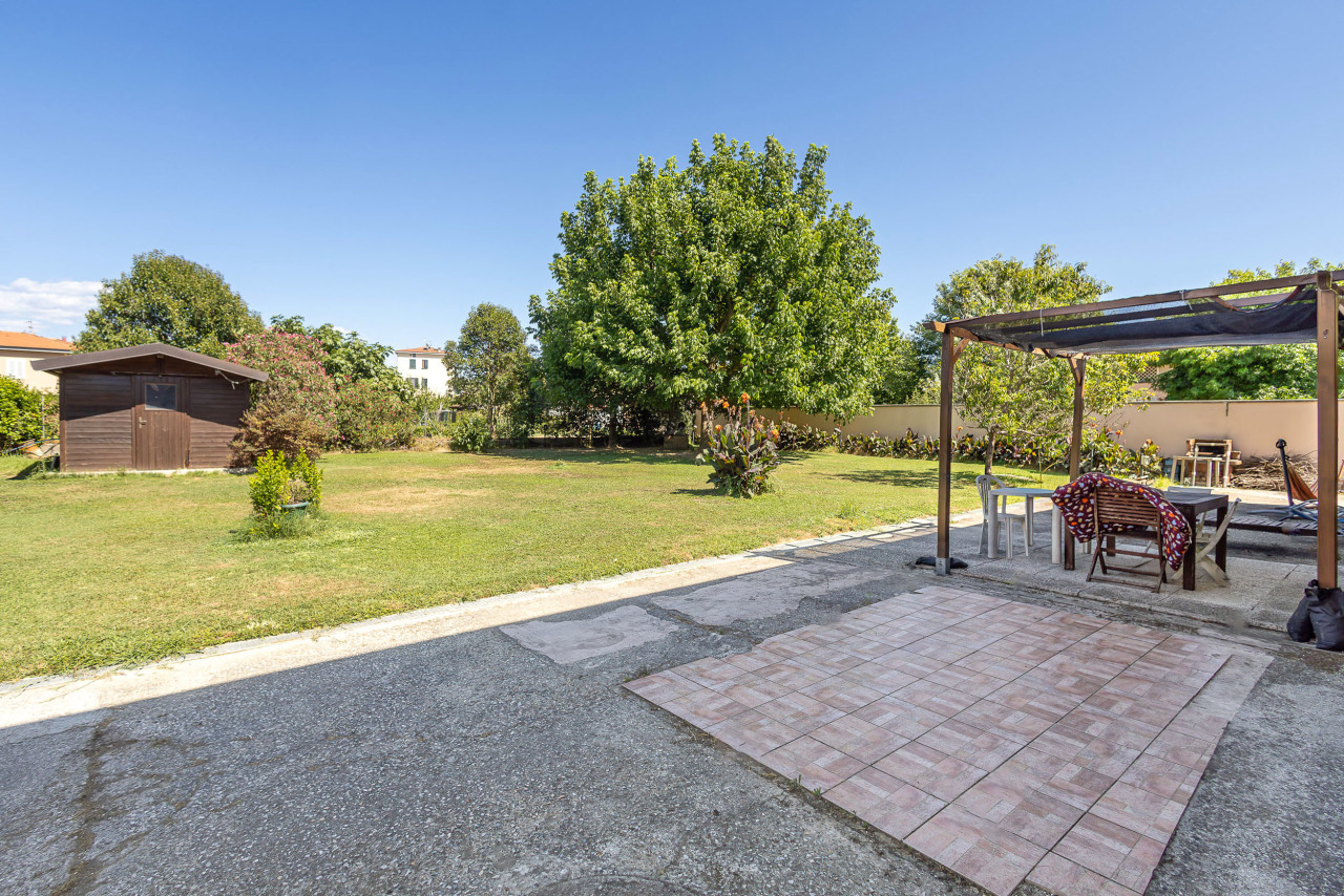 Casa indipendente con giardino, Pisa putignano no