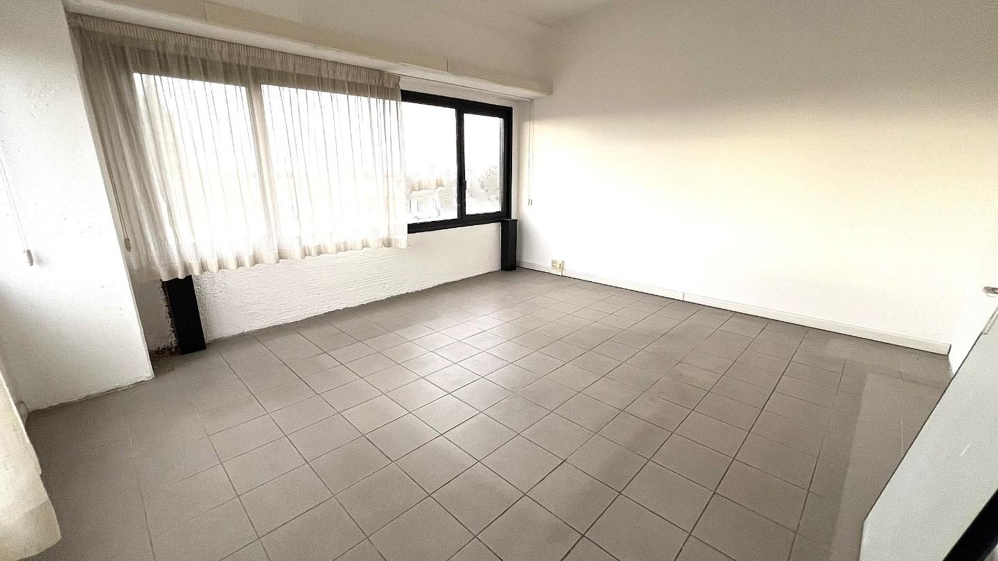 Ufficio in affitto a Cascina