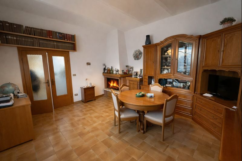 Casa indipendente con giardino a Pontedera