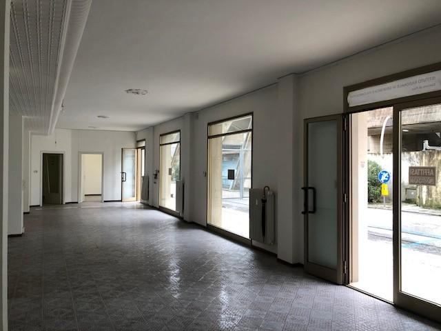 Ufficio in affitto, Pisa porta a lucca