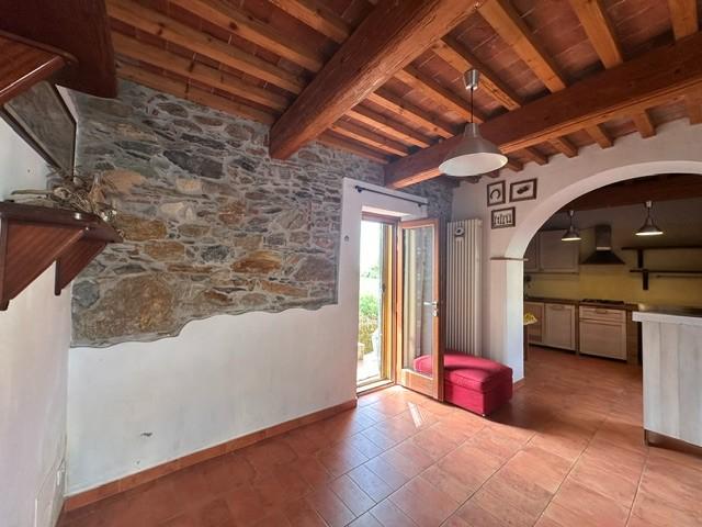 Casa indipendente ristrutturata, San Giuliano Terme asciano