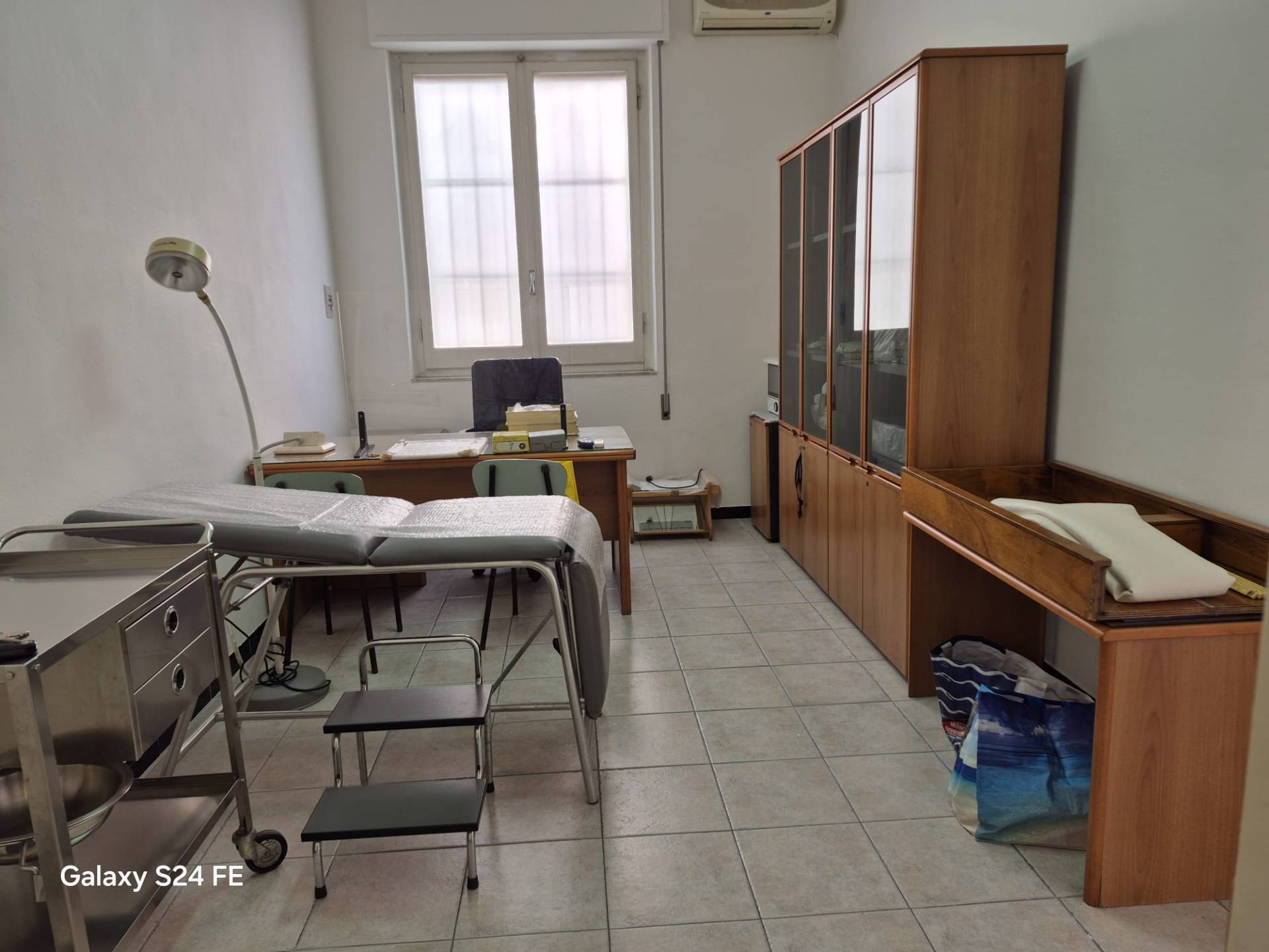 Locale commerciale in vendita a Quartu Sant'Elena