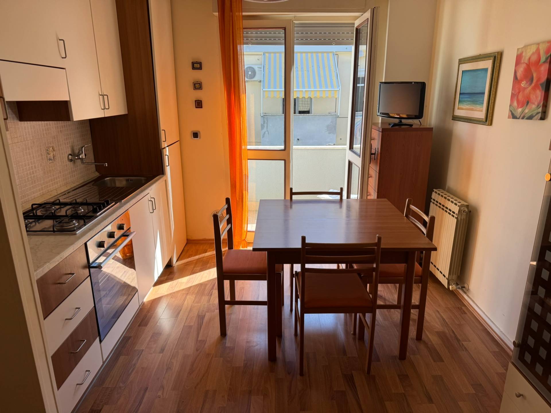 Appartamento in vendita a Alba Adriatica, Zona Mare