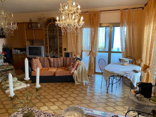 Appartamento in vendita a Sant'Omero, Garrufo