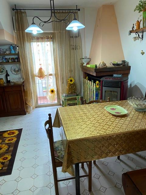 Appartamento in vendita a Sant'Omero, Garrufo