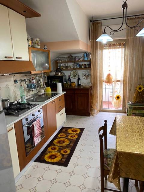 Appartamento in vendita a Sant'Omero, Garrufo