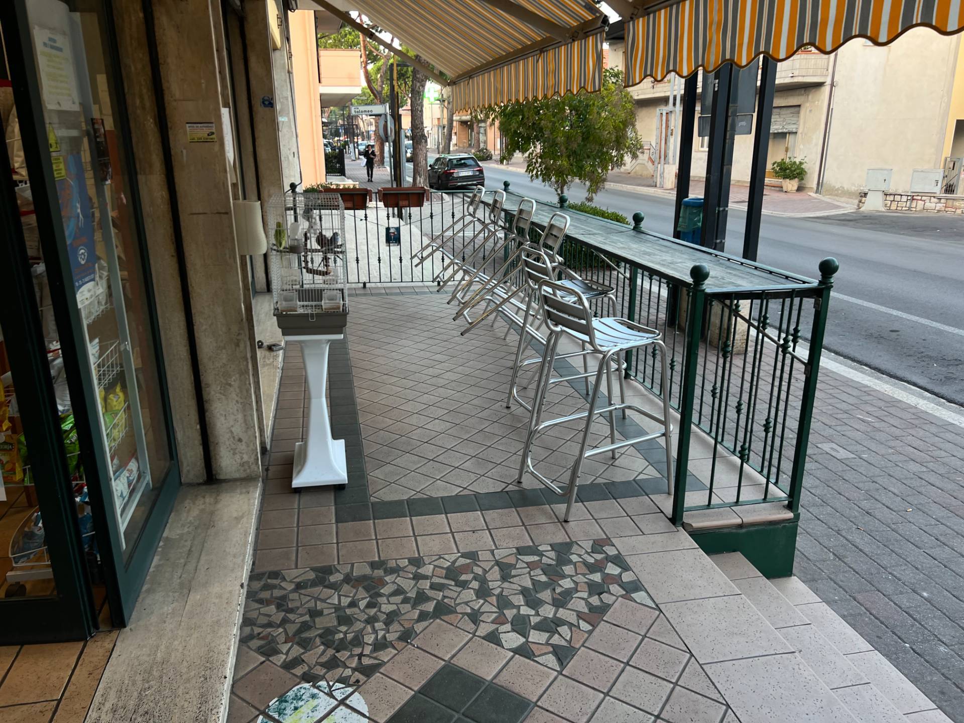 Attivit commerciale in vendita a Martinsicuro