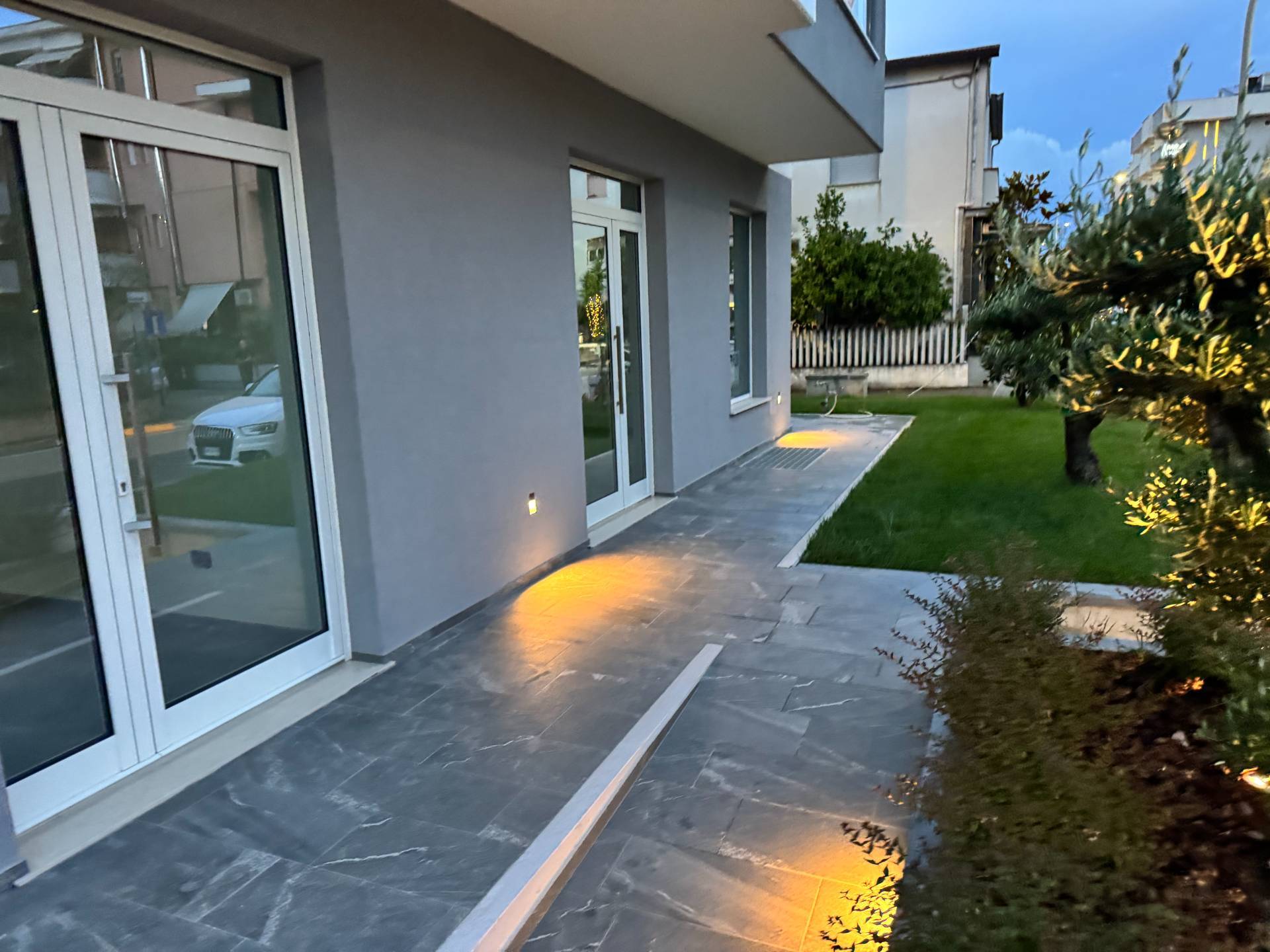 Locale commerciale in affitto a Tortoreto, Tortoreto Lido