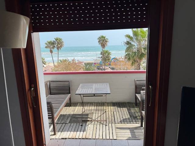 Appartamento in affitto a Alba Adriatica, Zona Mare