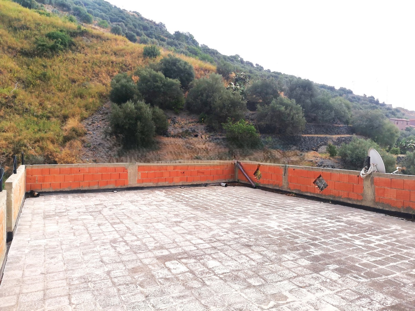 Villa con giardino a Scaletta Zanclea