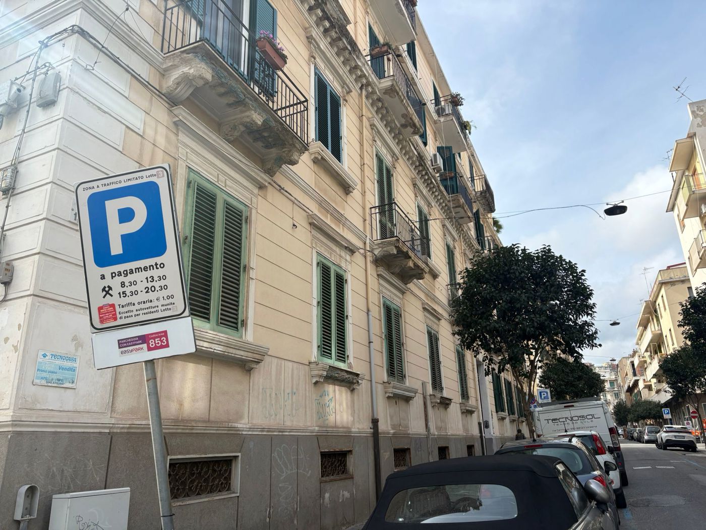 Magazzino in vendita a Messina