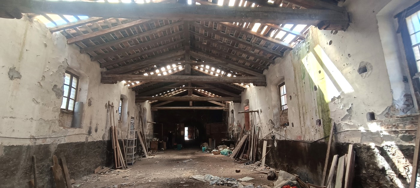 Capannone in vendita a Rometta