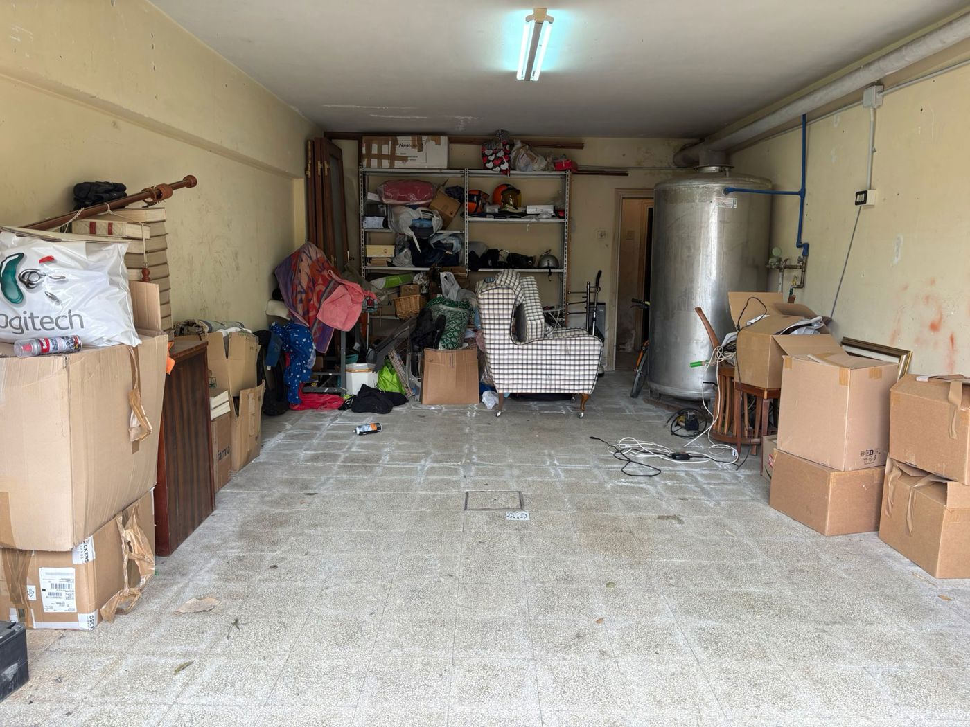 Box/Garage 25mq in vendita a Messina