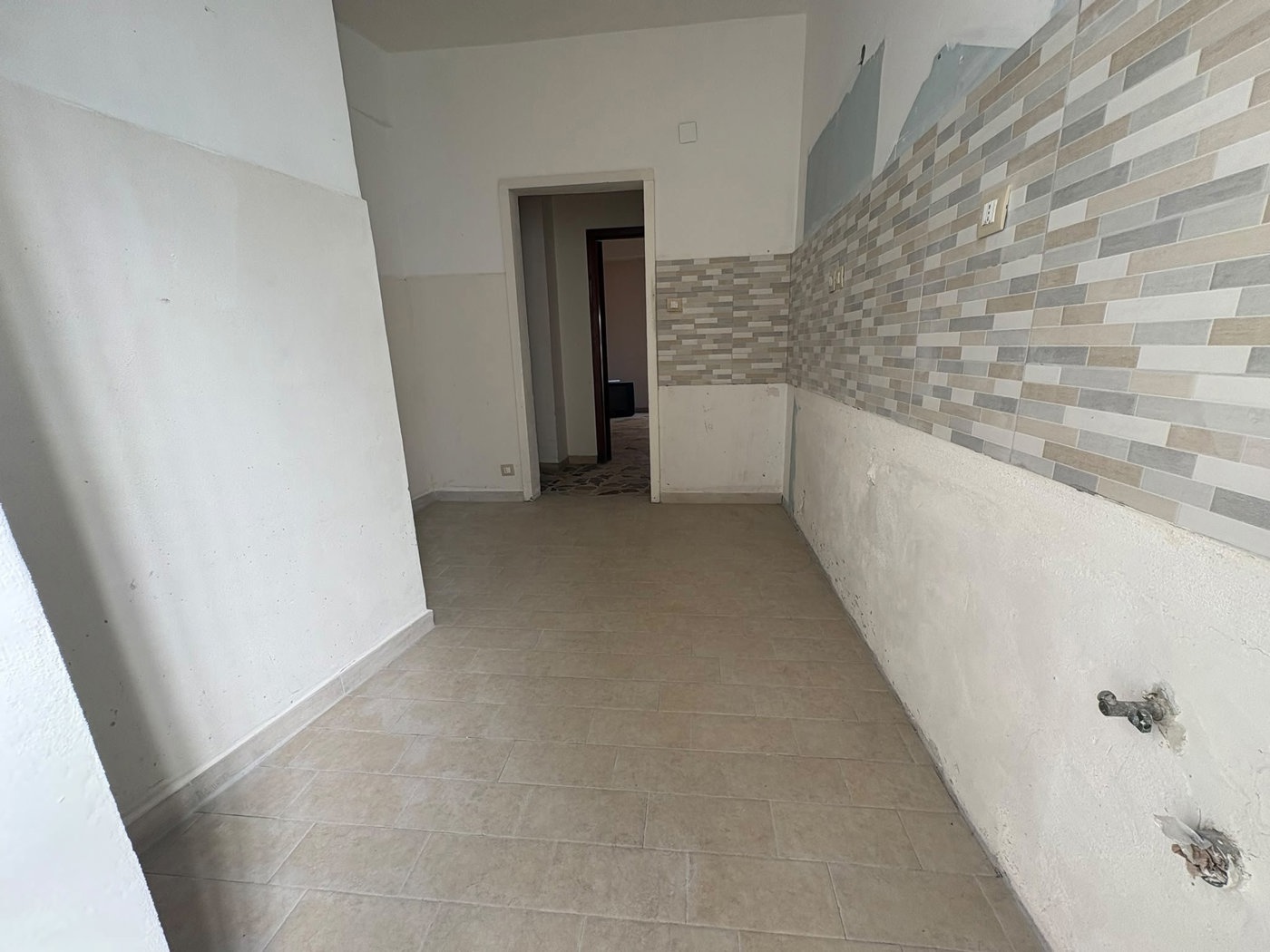 Trilocale da ristrutturare a Messina