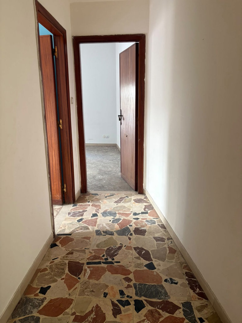 Trilocale da ristrutturare a Messina