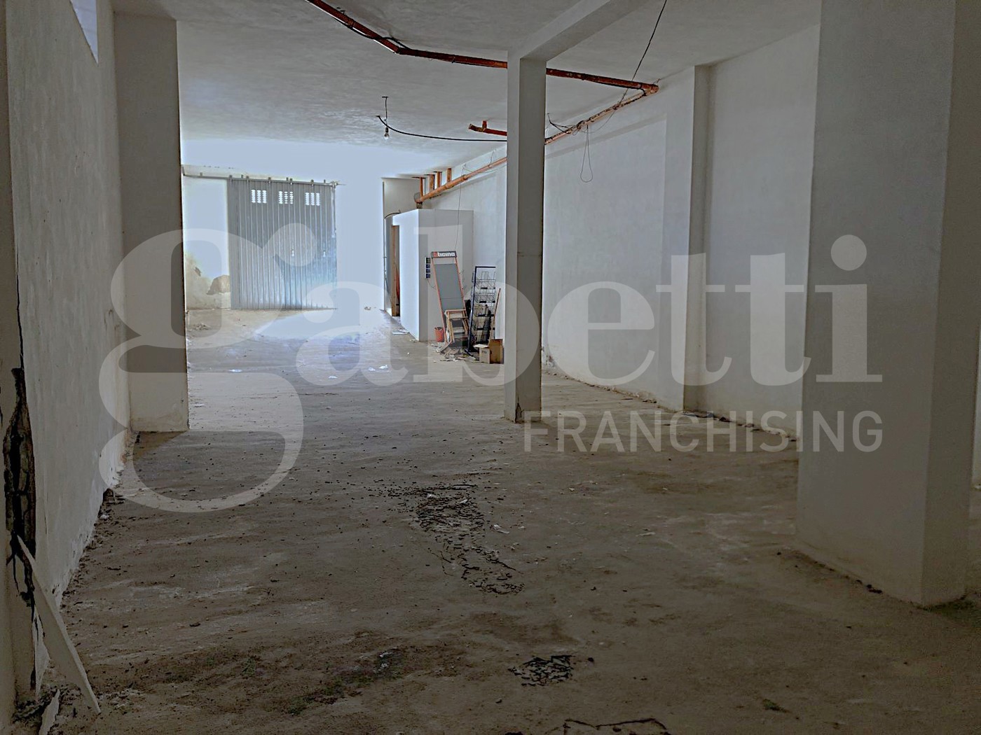 Box/Garage 102mq in vendita a Ragusa