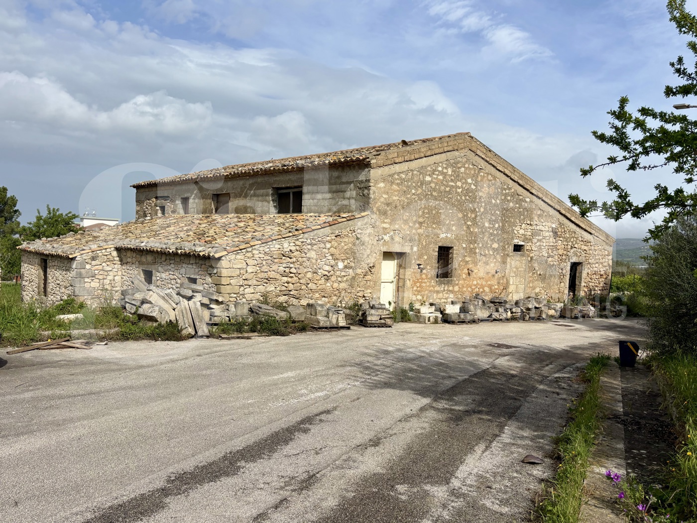 Casa indipendente in vendita a Chiaramonte Gulfi