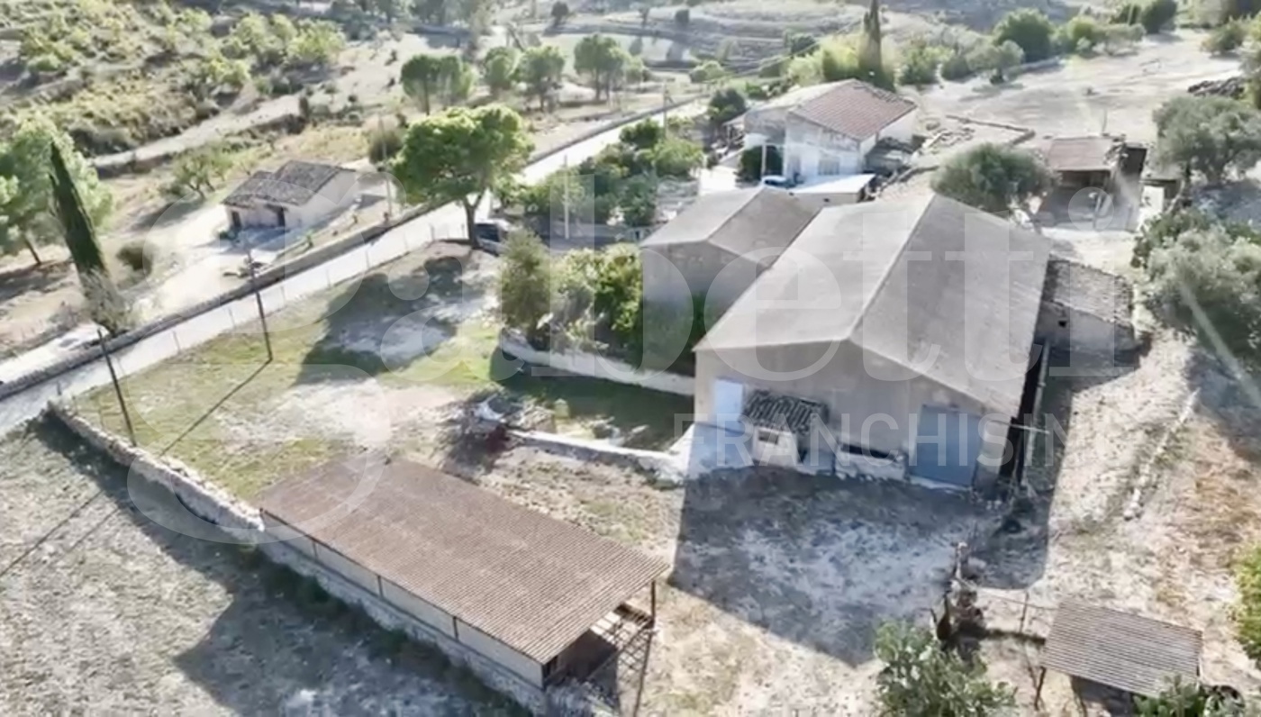 Villa in vendita a Ragusa