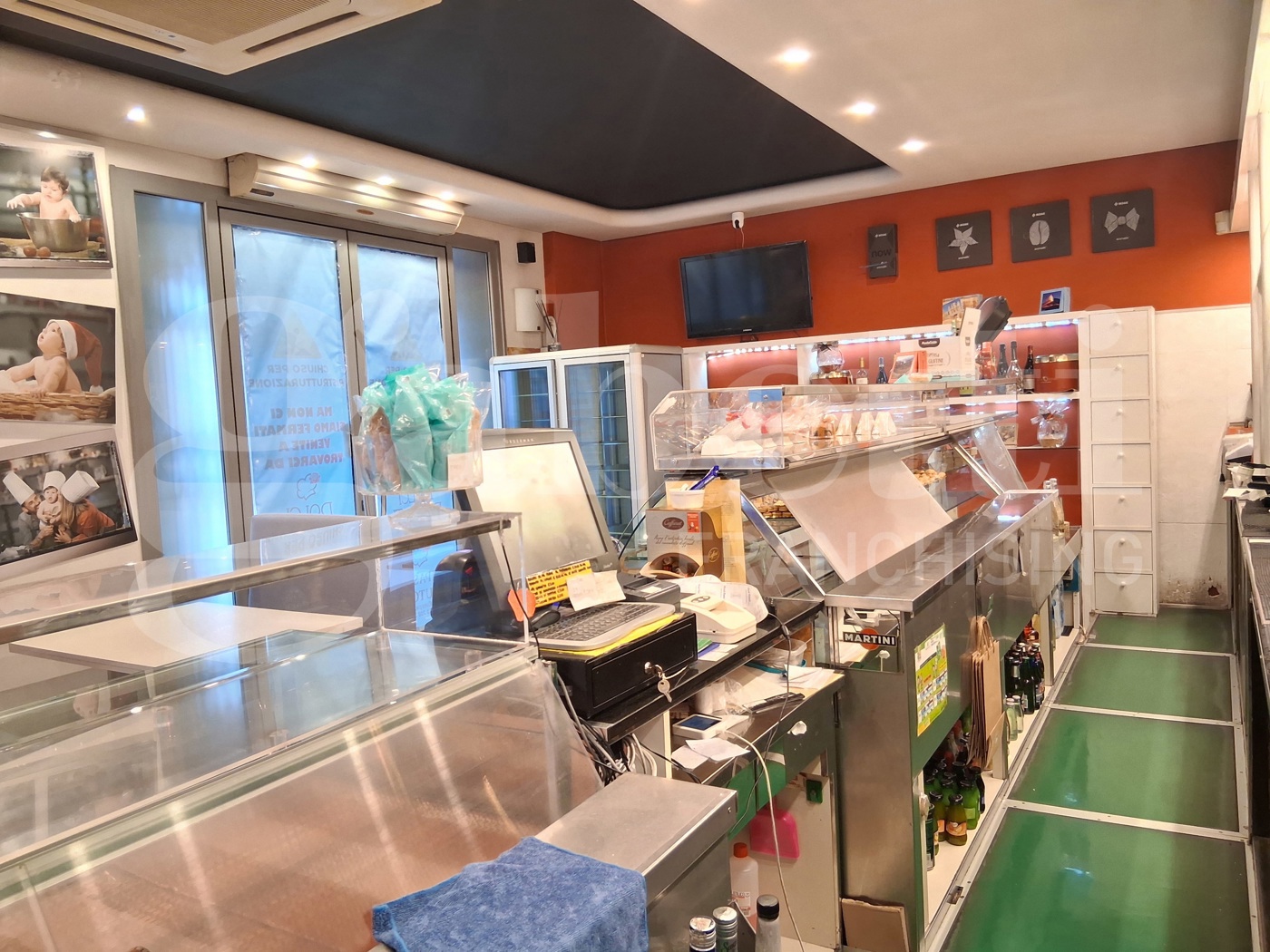 Attivit� commerciale Bar e tabacchi in vendita a Ragusa