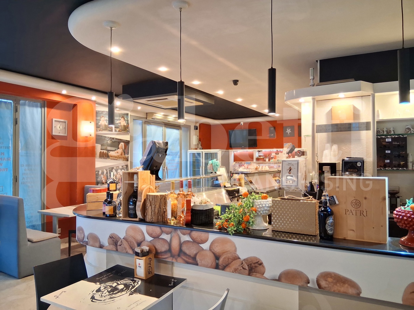 Attivit� commerciale Bar e tabacchi in vendita a Ragusa