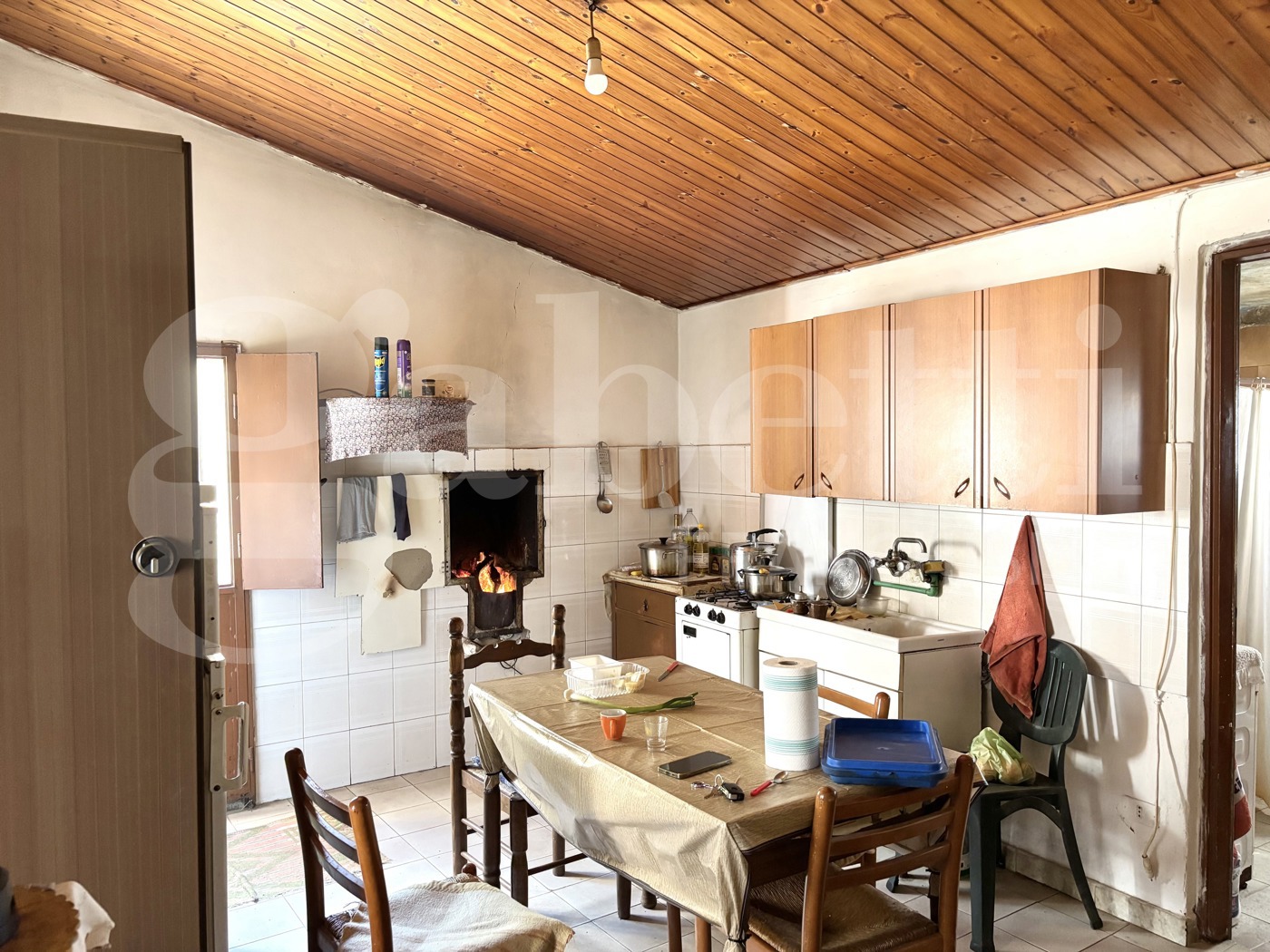 Rustico da ristrutturare a Chiaramonte Gulfi