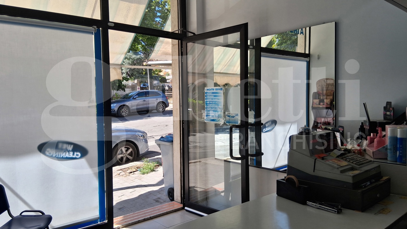 Attivit� commerciale in vendita a Ragusa