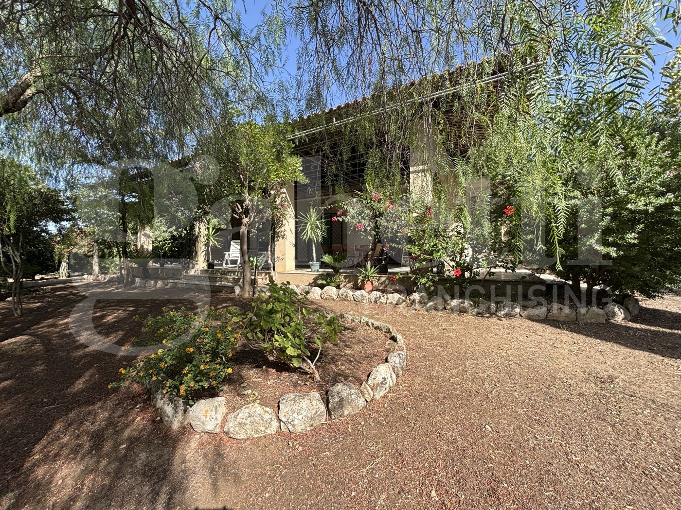 Villa con giardino a Chiaramonte Gulfi