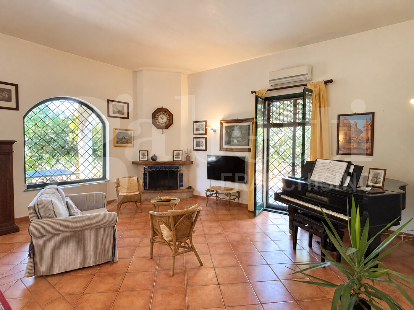 Villa con giardino a Chiaramonte Gulfi