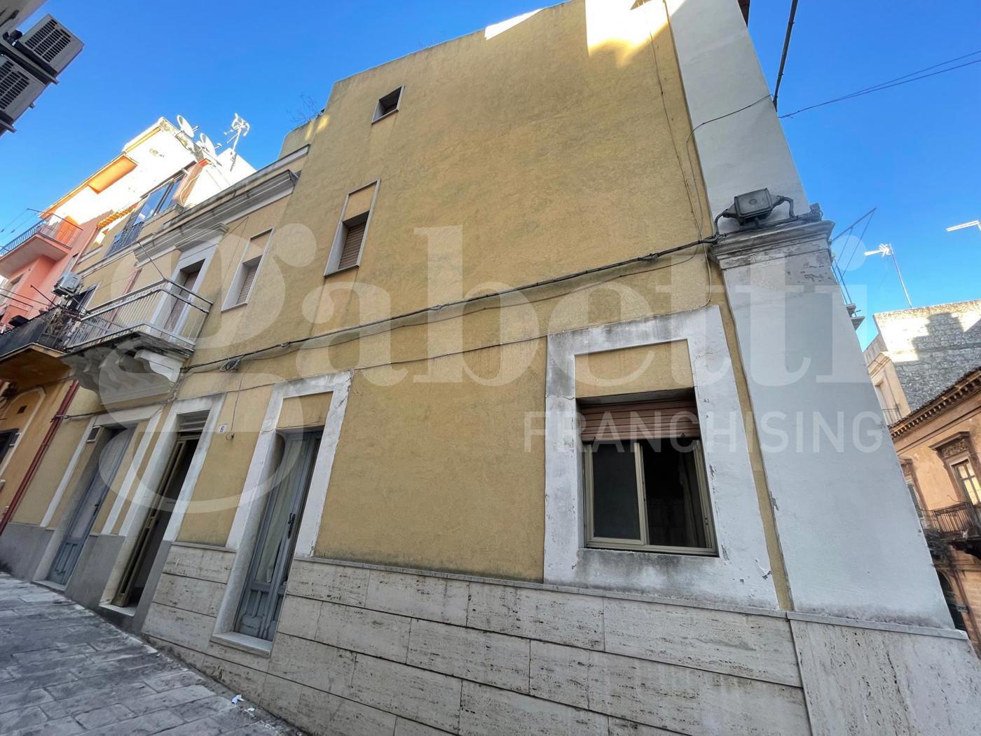 Casa indipendente in vendita a Ragusa