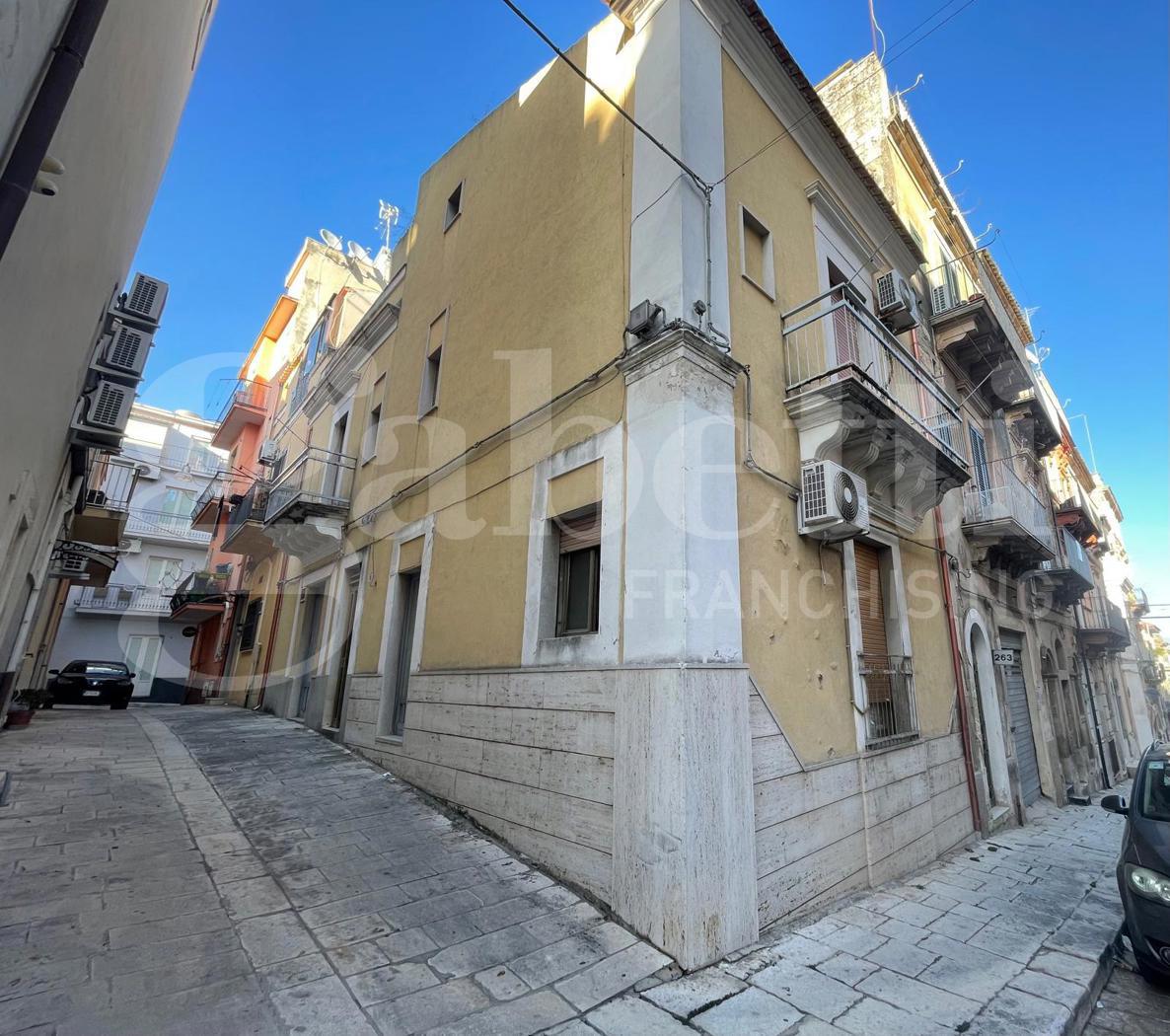 Casa indipendente in vendita a Ragusa