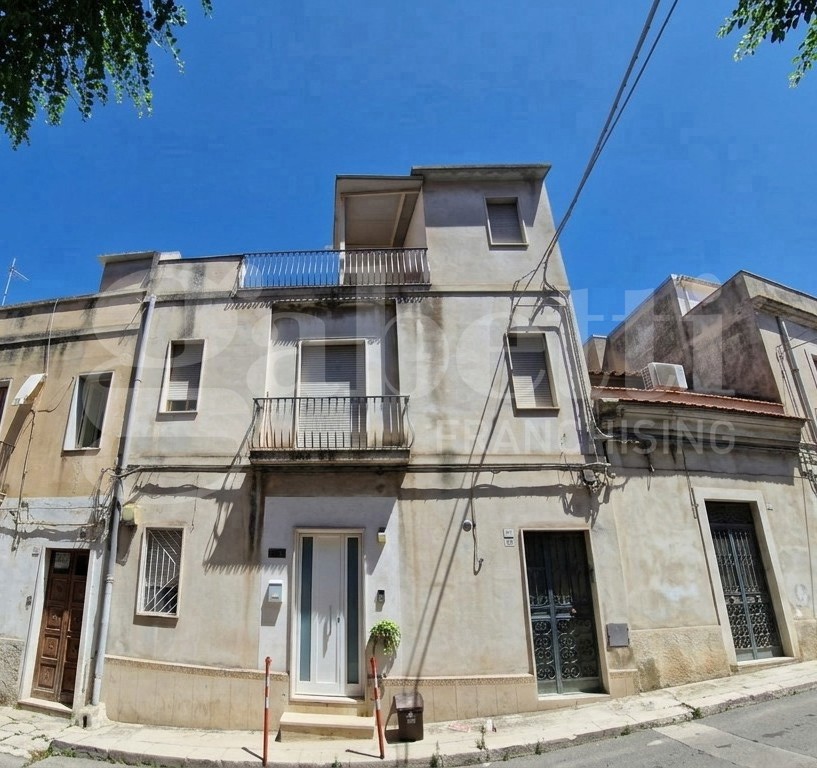 Casa indipendente da ristrutturare a Modica