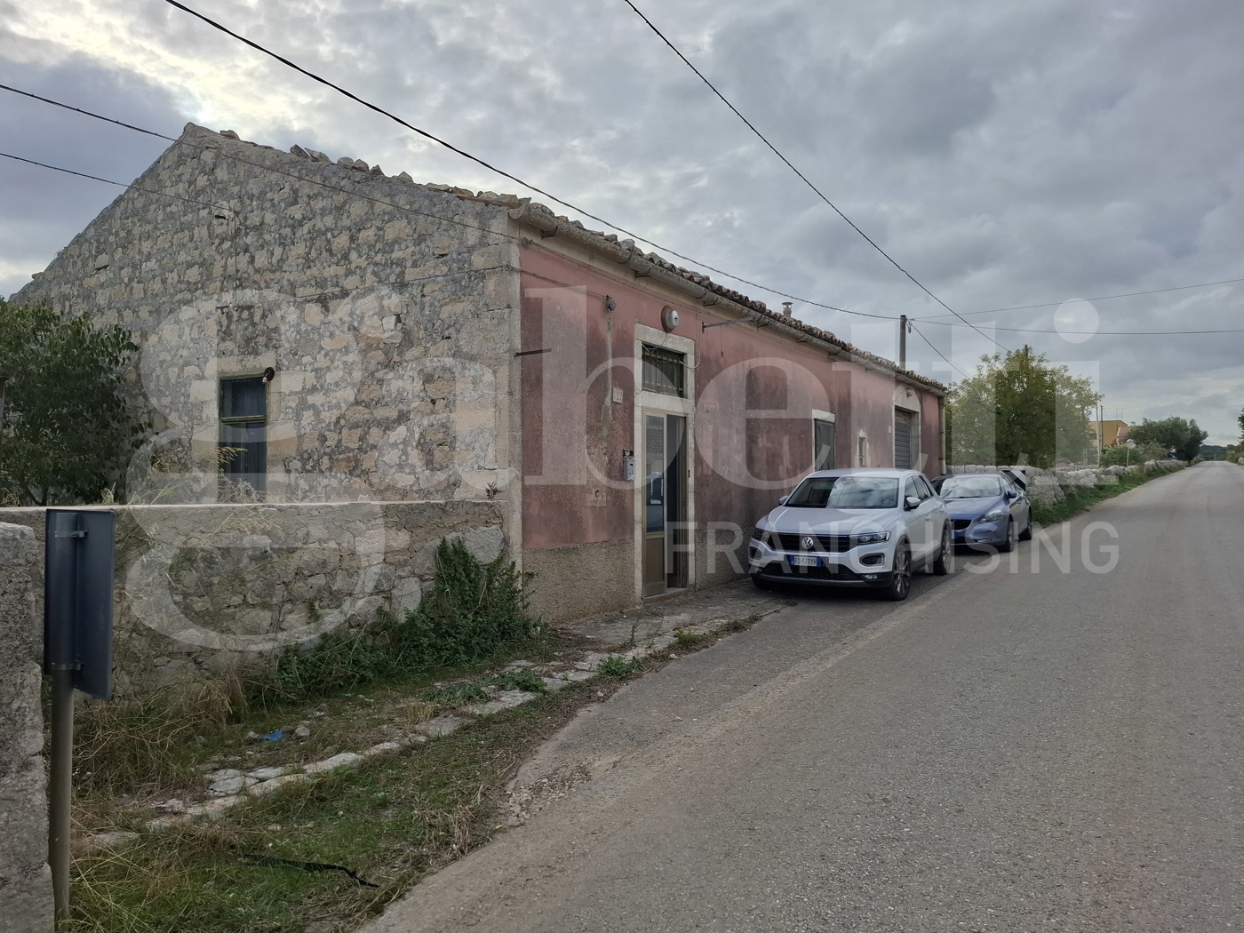 Casa indipendente con giardino a Modica