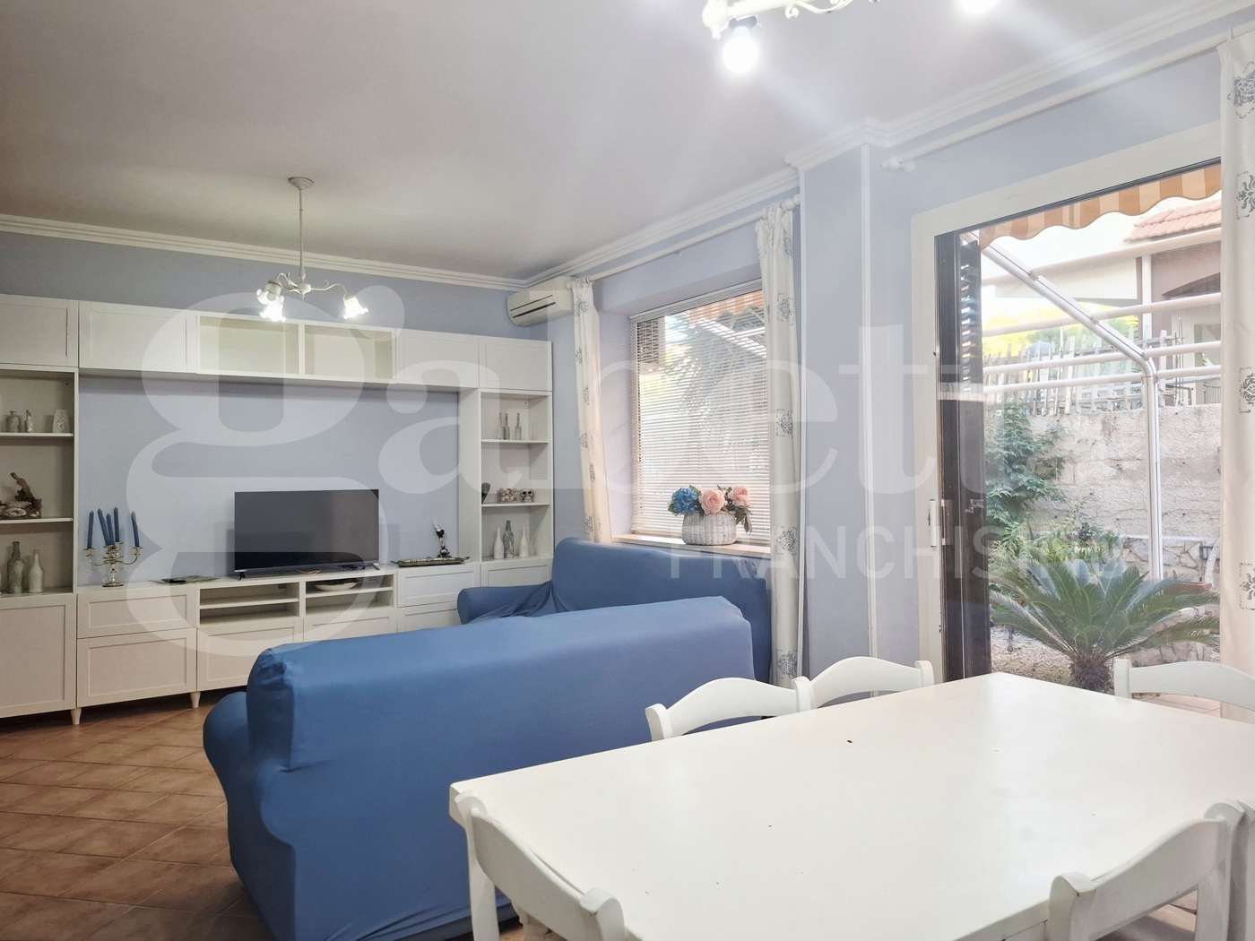 Quadrilocale con giardino a Scicli