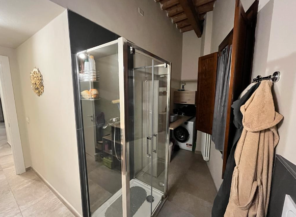 Trilocale arredato in affitto, Calcinaia fornacette
