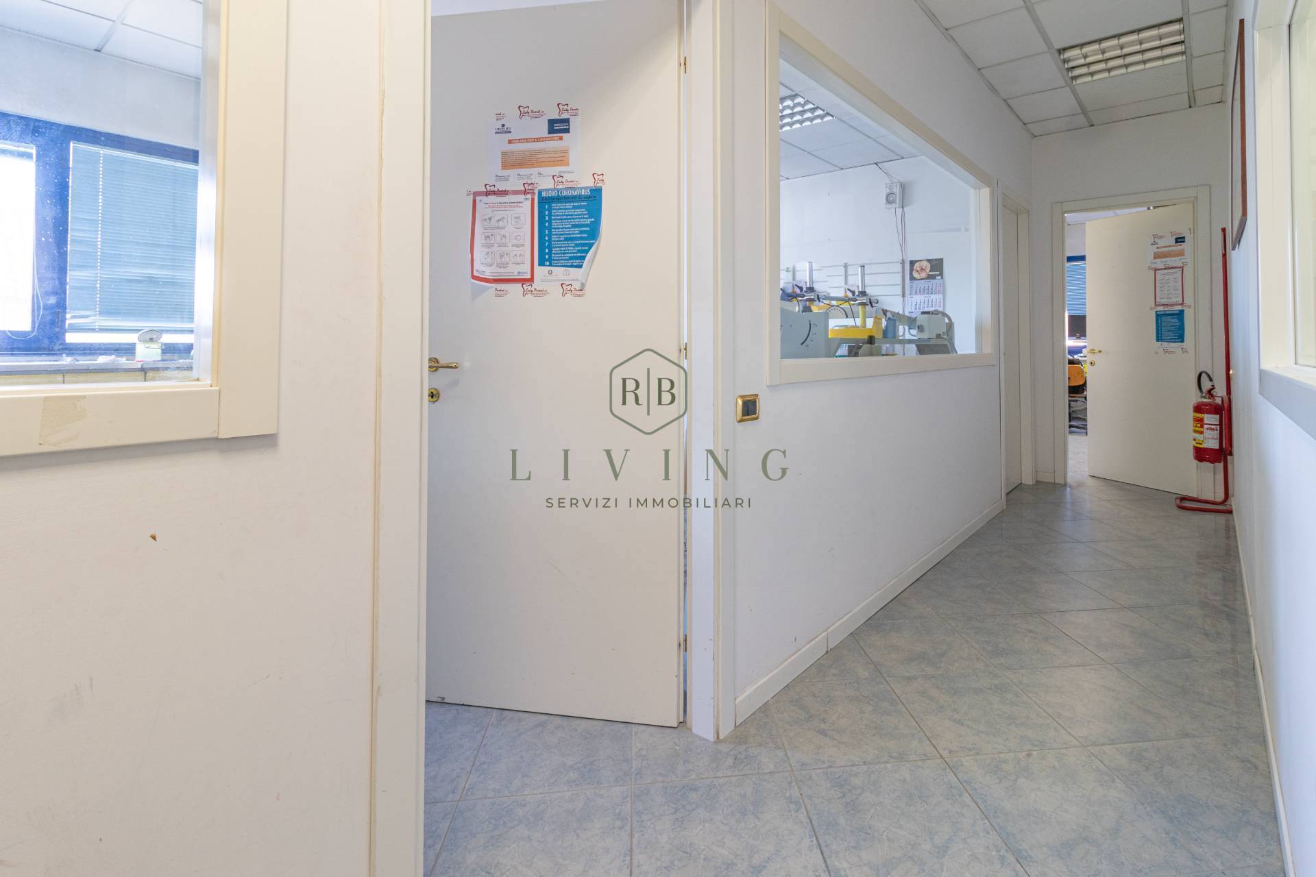 Studio/Ufficio in vendita a San Benedetto del Tronto, Porto d'Ascoli