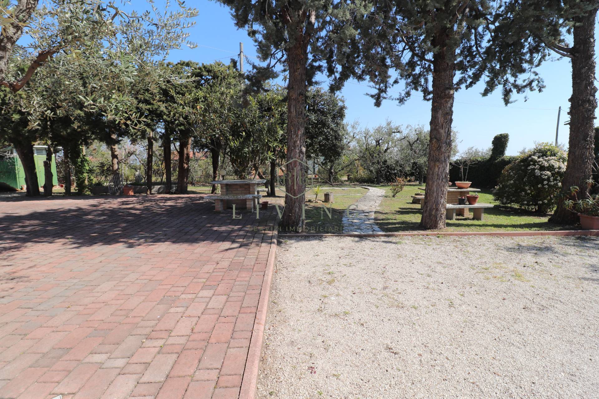 Villa in vendita a Grottammare, Residenziale