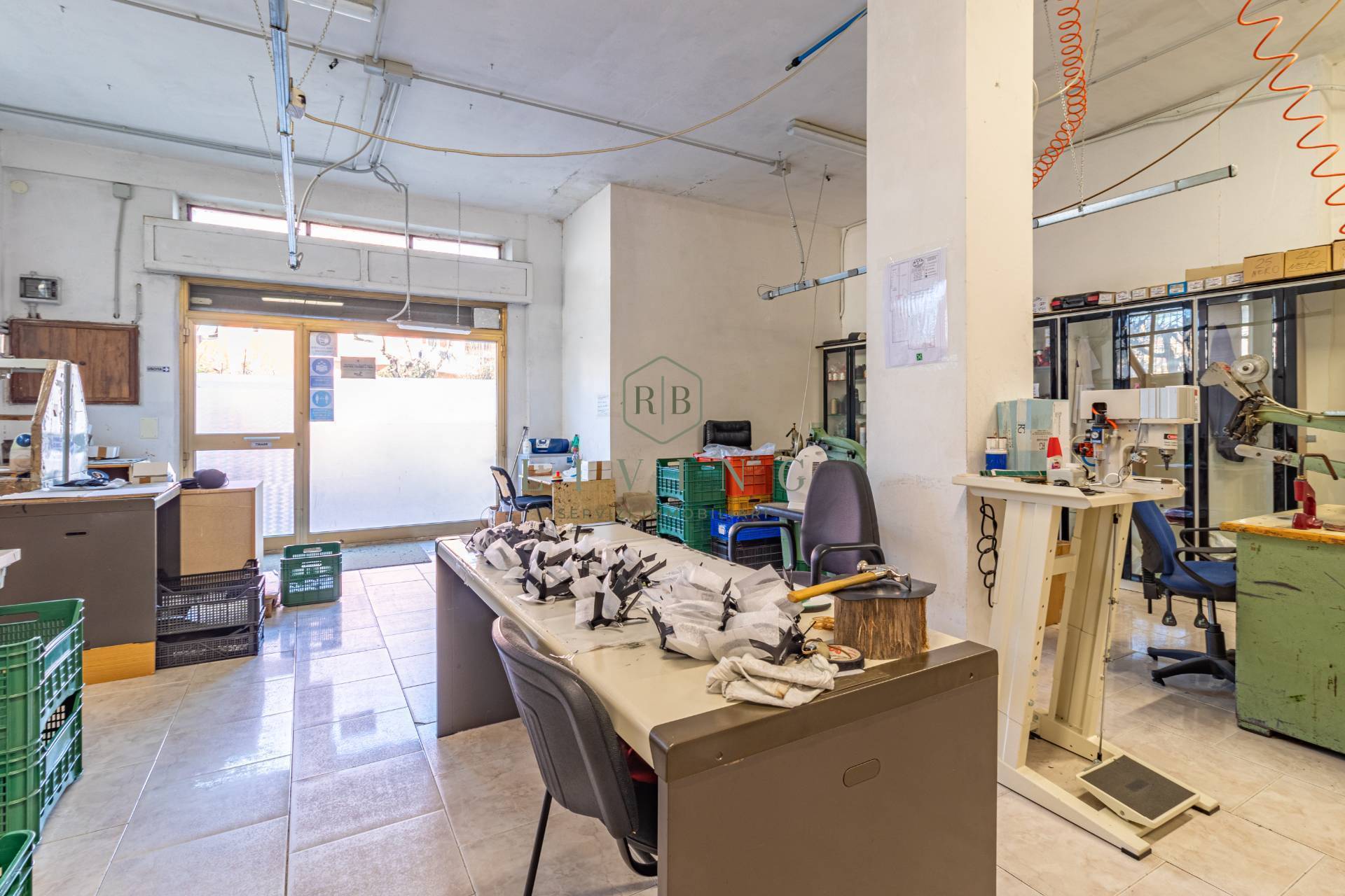 Opificio in vendita a Monteprandone, Centobuchi